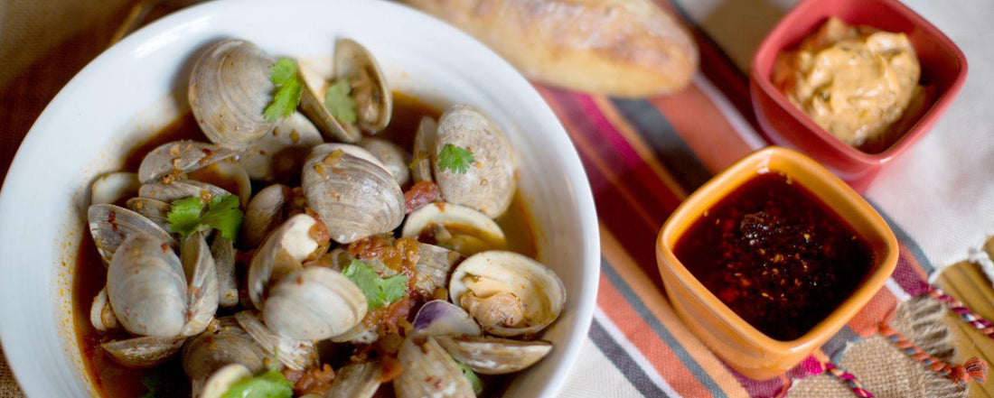 Spicy Steamed Clams with Modelo Negra