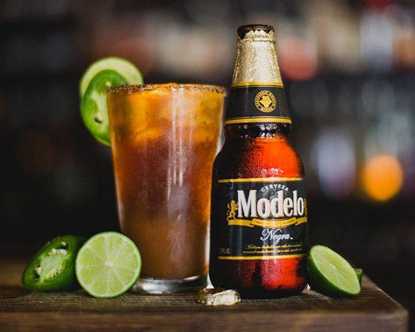 Modelo Negra Michelada